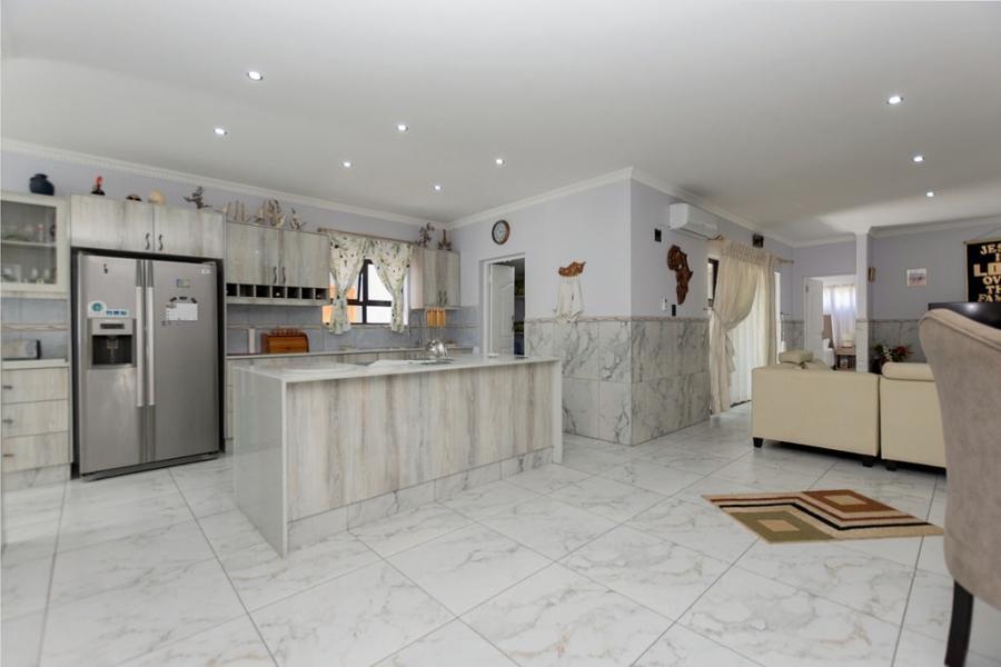 3 Bedroom Property for Sale in Country Club Western Cape